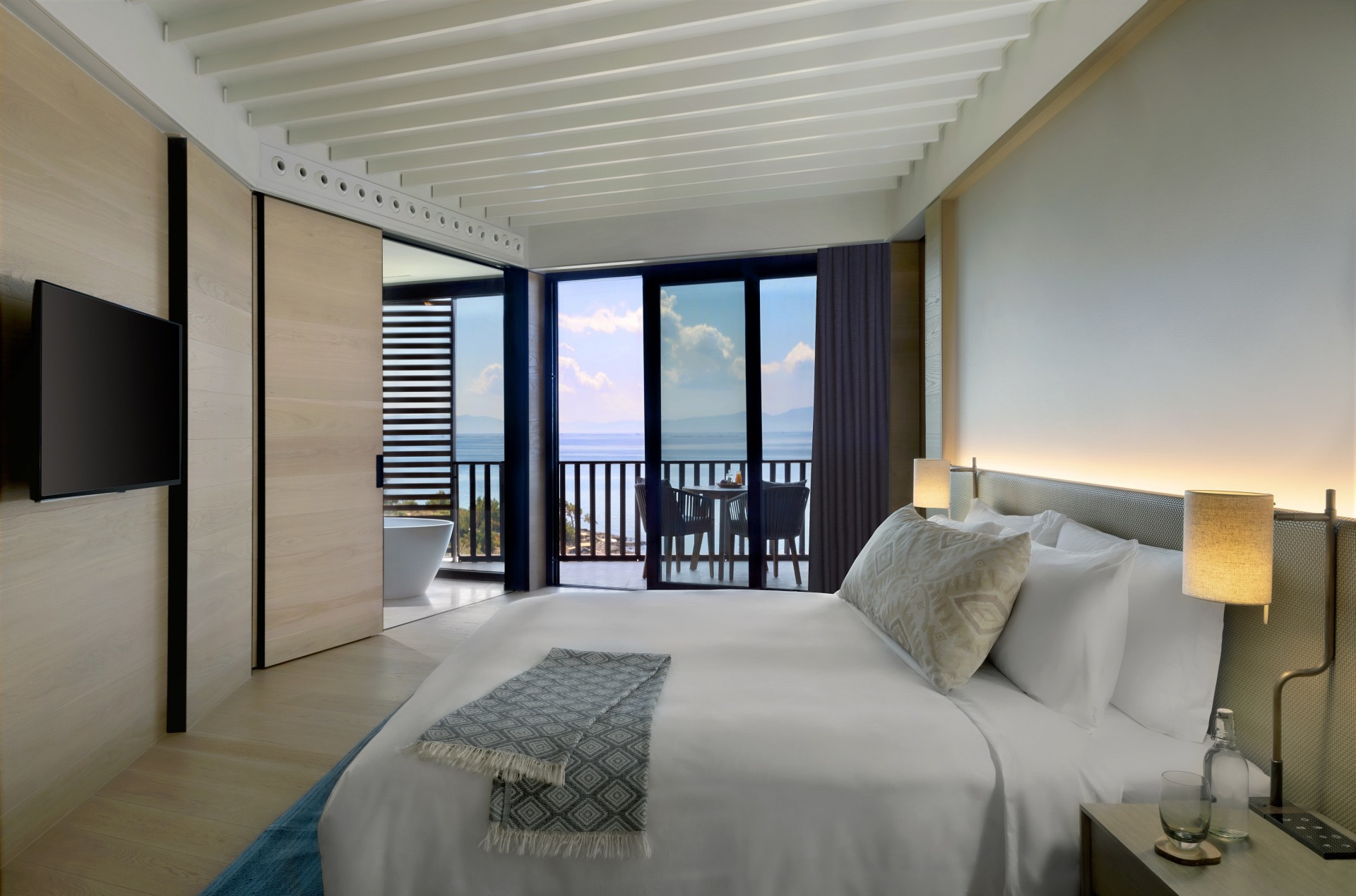 Seaview Deluxe Room Schlafzimmer des Six Senses Kaplankaya